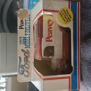 ERTL Ford Model T Peavy Delivery Truck